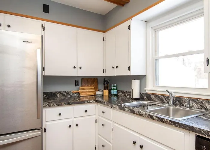 New Charming In The Heart Of North