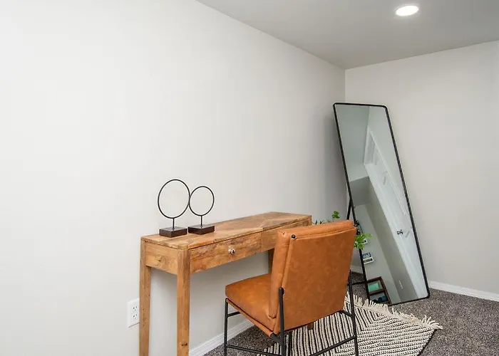 Holiday home New Charming In The Heart Of North *