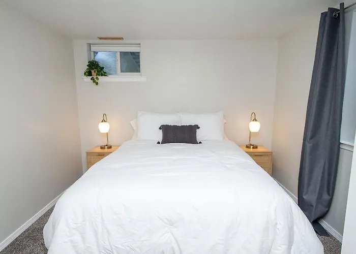 New Charming In The Heart Of North Holiday home Fargo