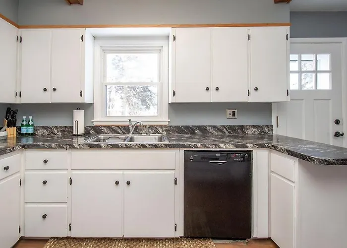 New Charming In The Heart Of North * Fargo